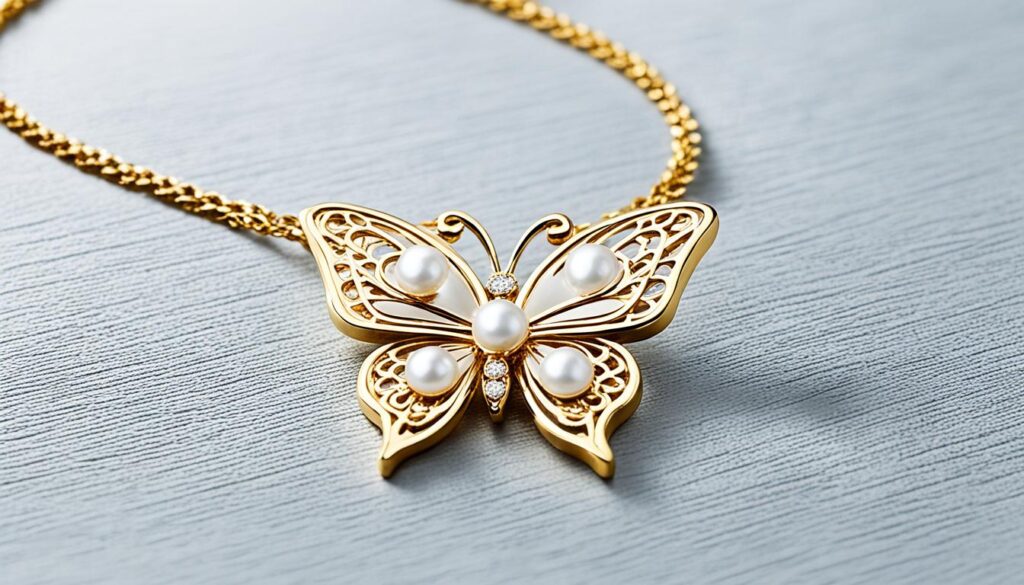 luxury butterfly pearl necklace